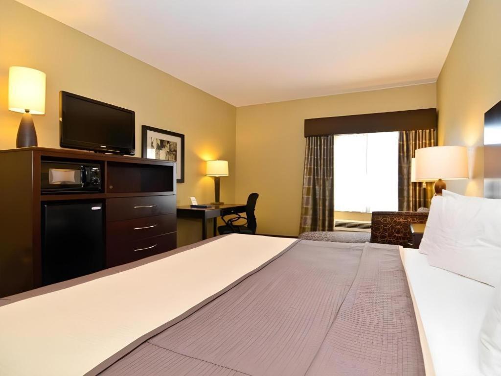 Best Western Oakdale Inn Exterior photo