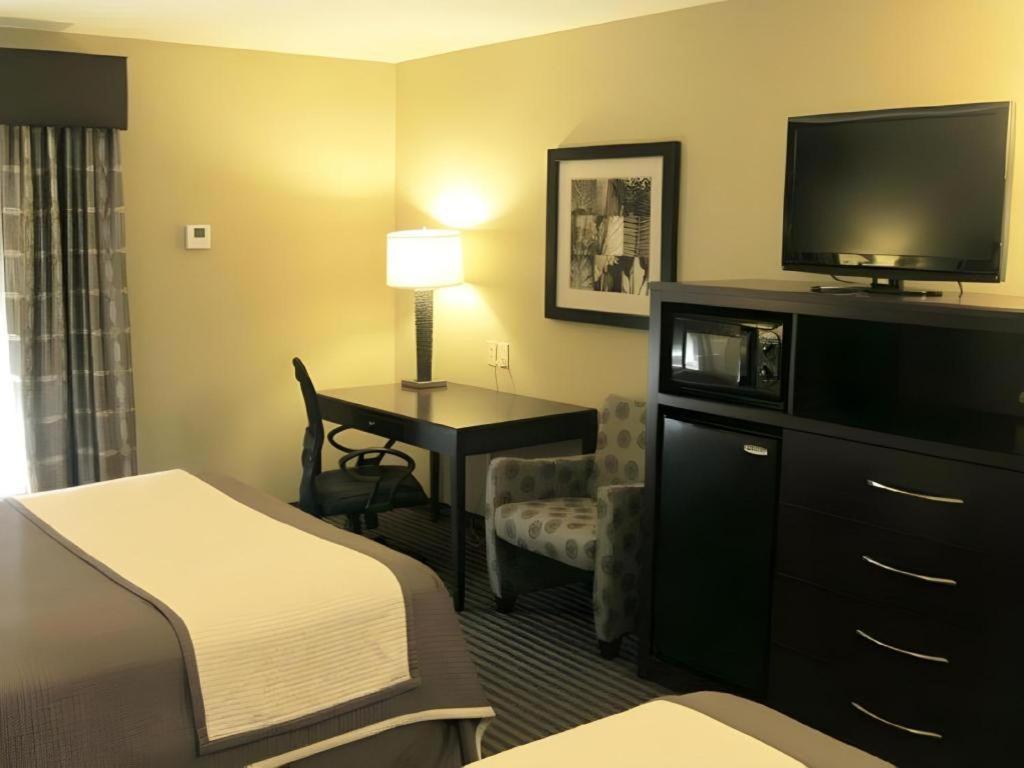 Best Western Oakdale Inn Exterior photo