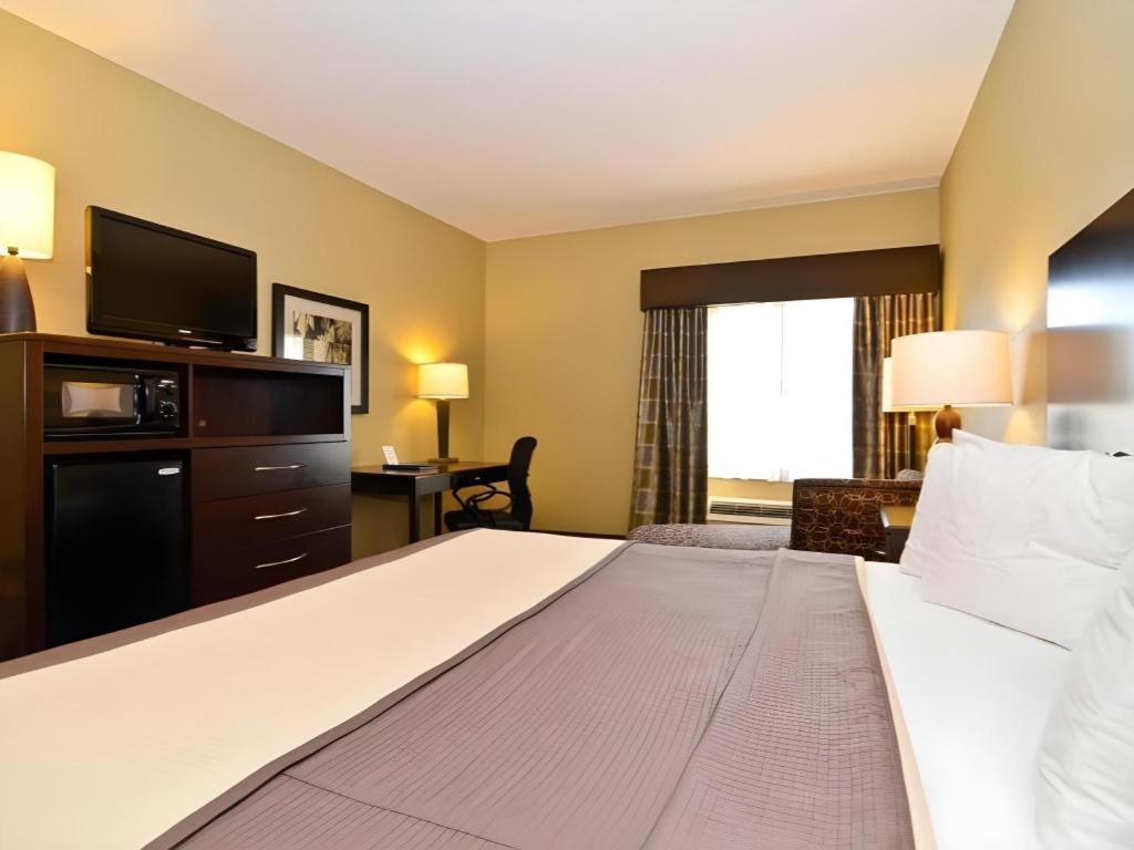 Best Western Oakdale Inn Exterior photo